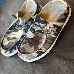 Hey Dude Women’s Wendy Camo
